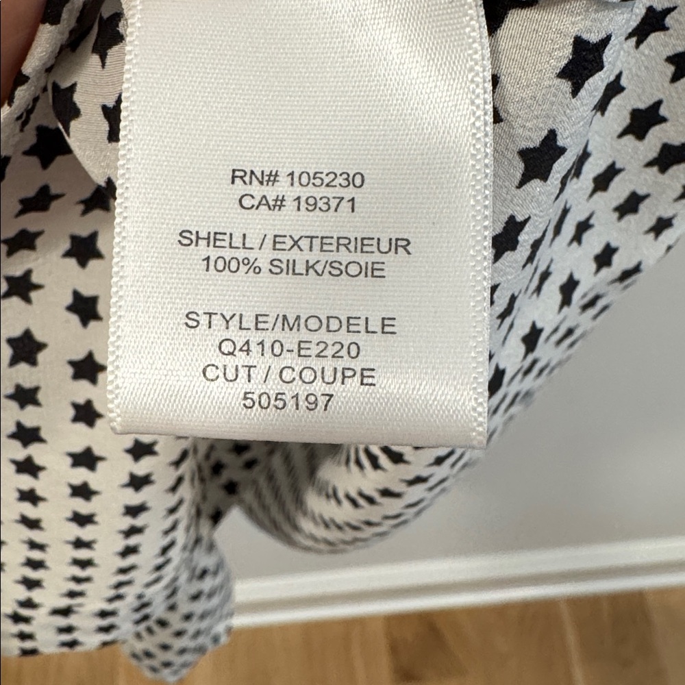 Equipment White Sleeveless Blouse with Black Star Pattern - Picture 6 of 6